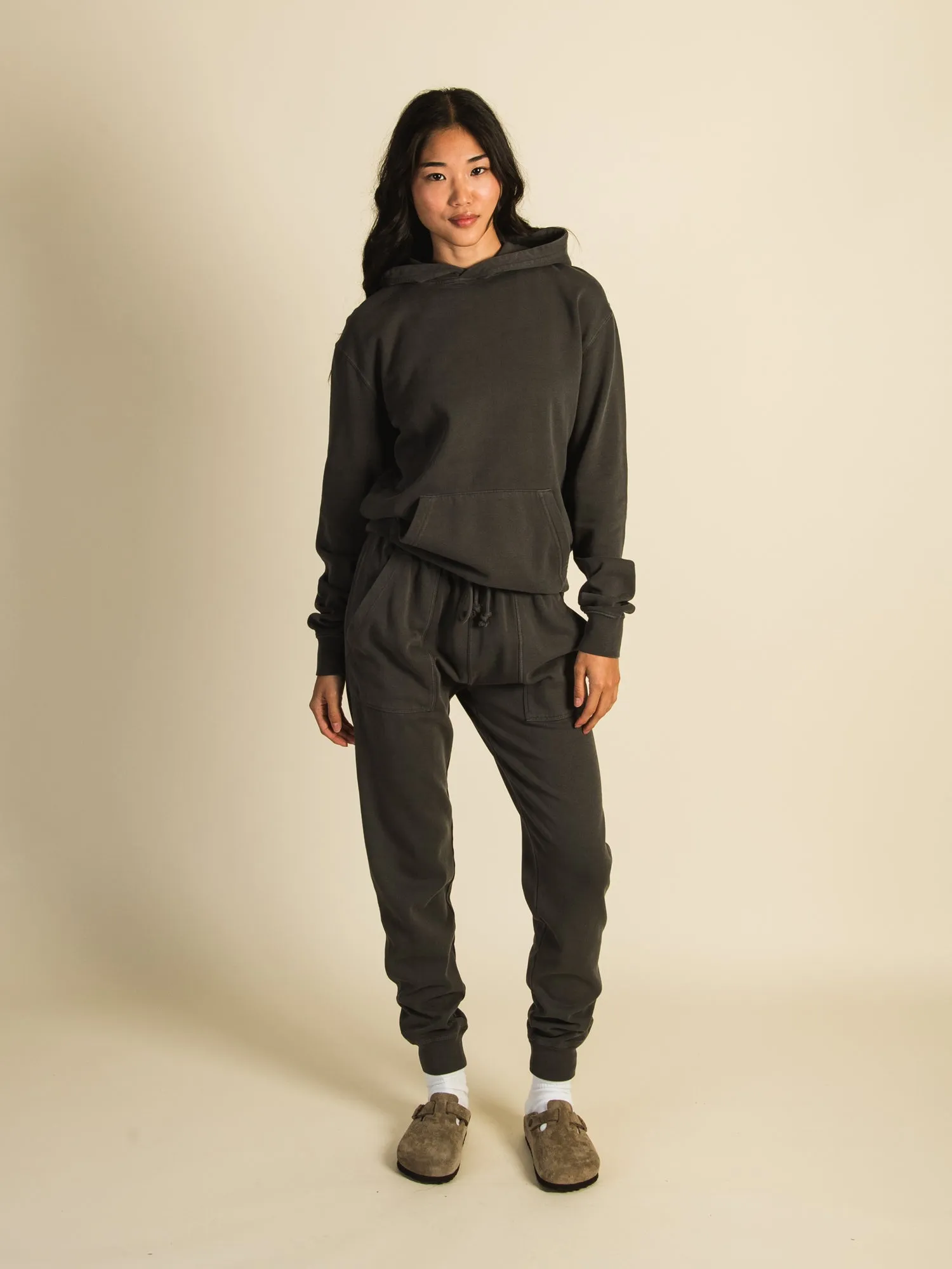 HARLOW HIGH RISE FLEECE JOGGER - CHARCOAL