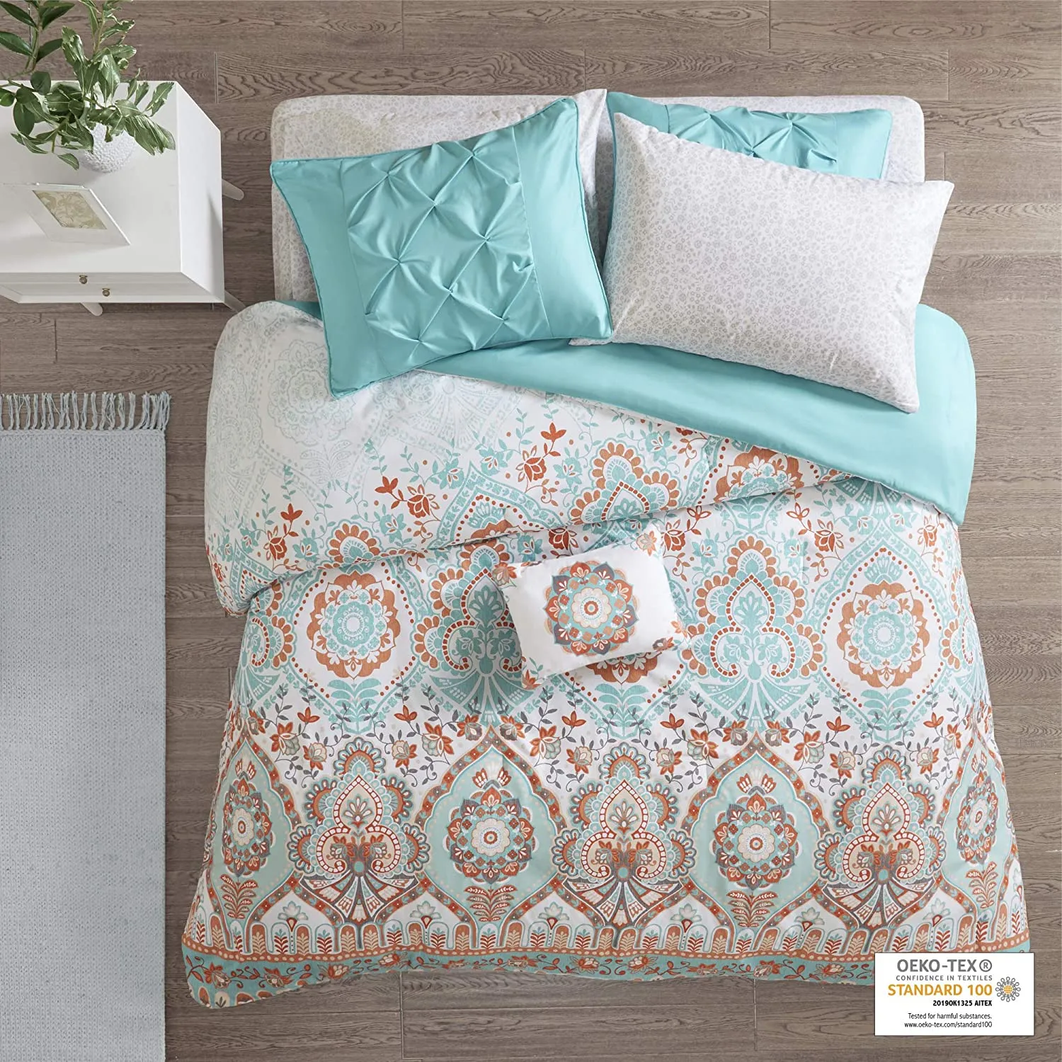 The Floral Paisley Aqua Bed Set